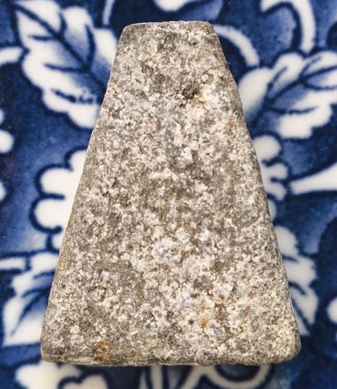 พระผงหลวงปู่ทวดเนื้อเก่าค่ะ รูปที่ 16