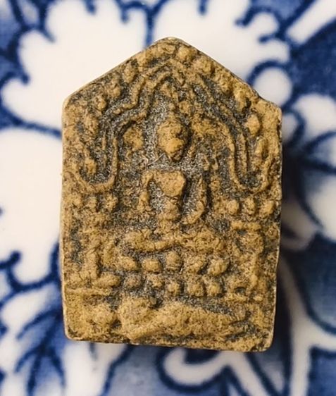 พระขุนแผนพรายกุมารเนื้อฟักทองหลวงปู่ทิมวัดระหารไร่เก่าค่ะ