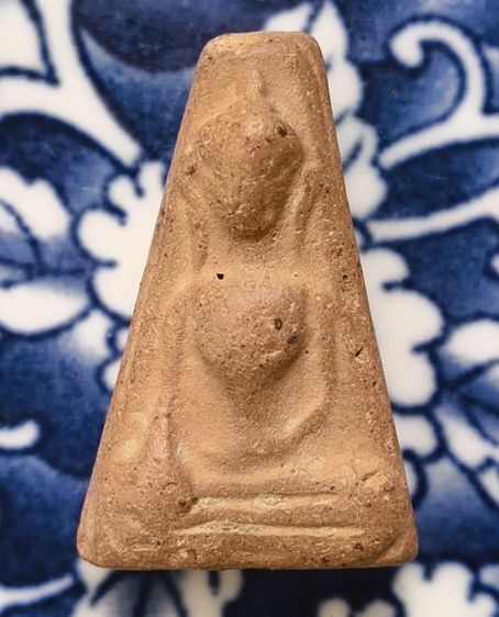 พระกรุเนื้อดินพิมพฺพระคงลำพูนค่ะ รูปที่ 9