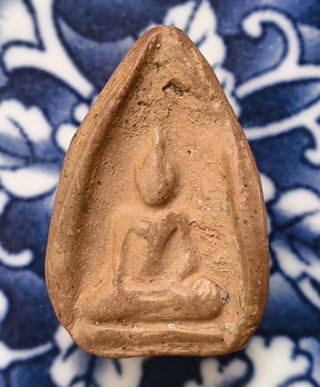 พระกรุเนื้อดืนพิมพ์พระเปิดโลกเก่าค่ะ