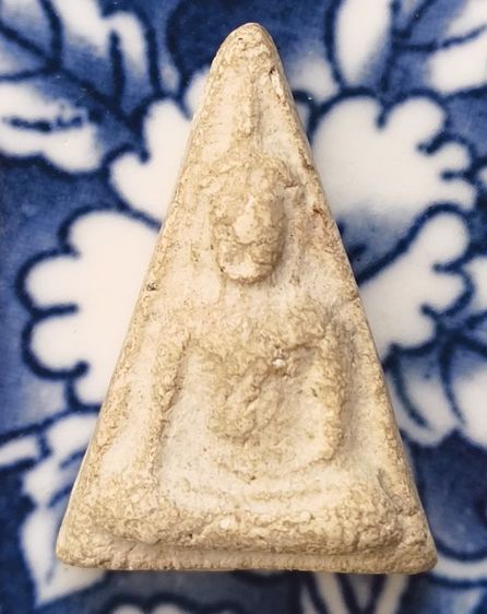 พระผงหลวงพ่อเกษม เขมโกค่ะ