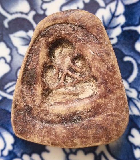 พระปิดตาปลดหนี้หลวงปู่โต๊ะเนื้อเก่าค่ะ รูปที่ 8