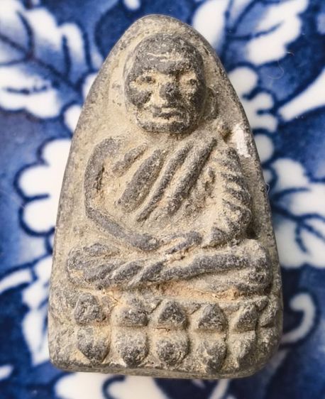 พระผงหลวงปู่ทวดเนื้อเก่าค่ะ รูปที่ 3