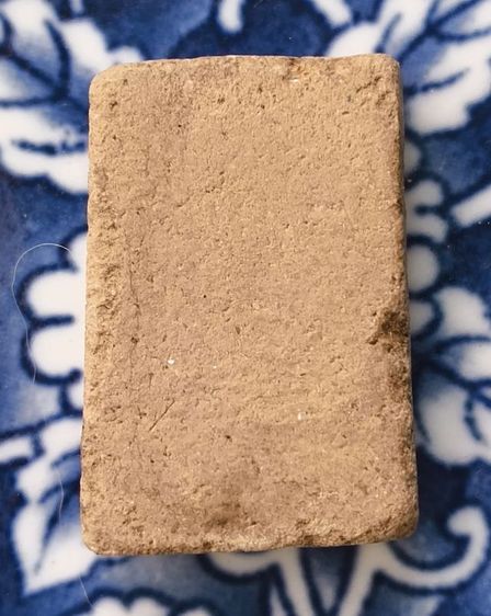 พระผงหลวงปู่ทวดเนื้อเก่าค่ะ รูปที่ 2