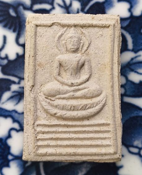 พระเกจิเนื้อผงพิมพ์พระชินราชหลวงพ่อฤาษีลิงดำแห้งเก่าค่ะ รูปที่ 9