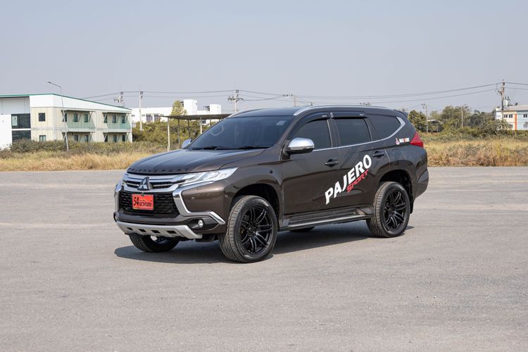 Mitsubishi Pajero Sport 2018 2.4 GT Premium Utility-car ดีเซล ไม่ติดแก๊ส เกียร์อัตโนมัติ น้ำตาล รูปที่ 3
