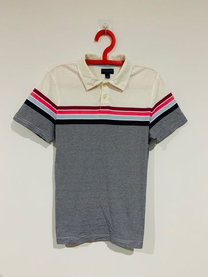 อื่นๆ อื่นๆ แขนสั้น อื่นๆ อื่นๆ เสื้อ BANANA REPUBLIC แท้ 💯 size M ขนาด อก 20.5 ยาว 27.5 นิ้ว สภาพใหม่มาก ดีเทลสวย เนื้อผ้านิ่มมาก หายากน่าสะสมครับ