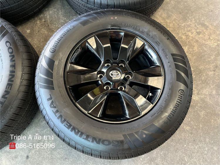 ✨ล้อแม็ก✨Toyota Revo Rocco ขอบ 17 สีดำแท้💯พร้อมยางป้ายแดง 265-65-17 Continental💥ปี 25💥 รูปที่ 3
