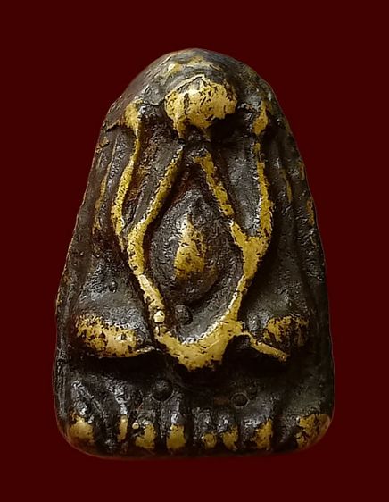 พระปิดตาหลวงปู่เอี่ยม วัดหนัง