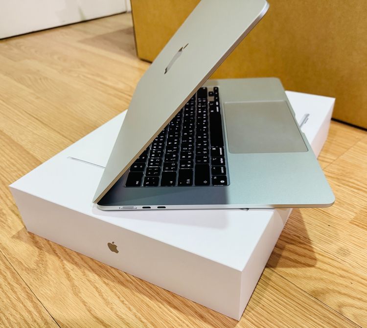 ขาย MacBook Air 15 นิ้ว M3 (2024) Ram24GB SSD512GB สี Silver รูปที่ 5