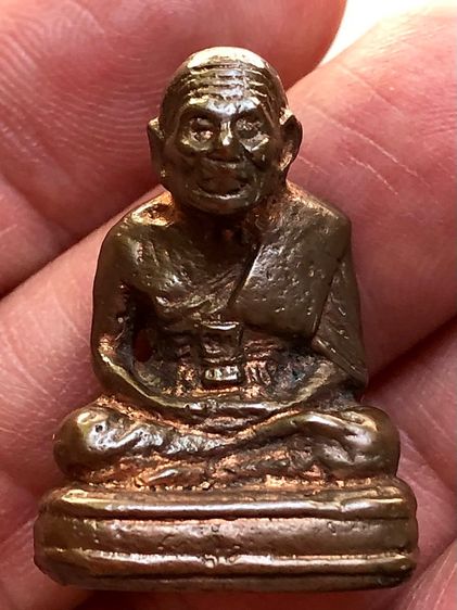 รูปหล่อเก่าคะ รูปที่ 4