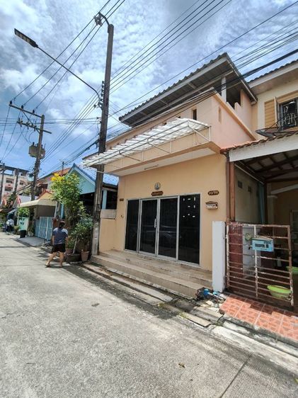 มีบางส่วน 🏡 ขายทาวน์เฮ้าส์ 2 ชั้น หมู่บ้านสวัสดี – สายไหม หทัยราษฎร์ 2
 ราคา 1,690,000 บาท
 ทำเลดี เดินทางสะดวก สนใจ 0819181062
 รูปที่ 3