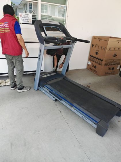 ช่างซ่อมลู่วิ่งไฟฟ้าHorizon841T ช่างซ่อมลู่วิ่งไฟฟ้าธัญบุรีคลอง6 ซ่อมได้ทุกรุ่น ทุกยี่ห้อ ทุกอาการ บริการถึงบ้านท่านทั่วไทย


 รูปที่ 5