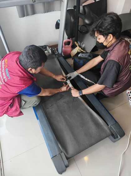 ช่างซ่อมลู่วิ่งไฟฟ้าHorizon841T ช่างซ่อมลู่วิ่งไฟฟ้าธัญบุรีคลอง6 ซ่อมได้ทุกรุ่น ทุกยี่ห้อ ทุกอาการ บริการถึงบ้านท่านทั่วไทย


 รูปที่ 11