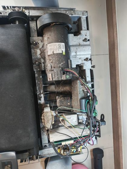 ช่างซ่อมลู่วิ่งไฟฟ้าHorizon841T ช่างซ่อมลู่วิ่งไฟฟ้าธัญบุรีคลอง6 ซ่อมได้ทุกรุ่น ทุกยี่ห้อ ทุกอาการ บริการถึงบ้านท่านทั่วไทย


 รูปที่ 8