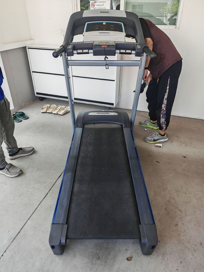 ช่างซ่อมลู่วิ่งไฟฟ้าHorizon841T ช่างซ่อมลู่วิ่งไฟฟ้าธัญบุรีคลอง6 ซ่อมได้ทุกรุ่น ทุกยี่ห้อ ทุกอาการ บริการถึงบ้านท่านทั่วไทย


 รูปที่ 4