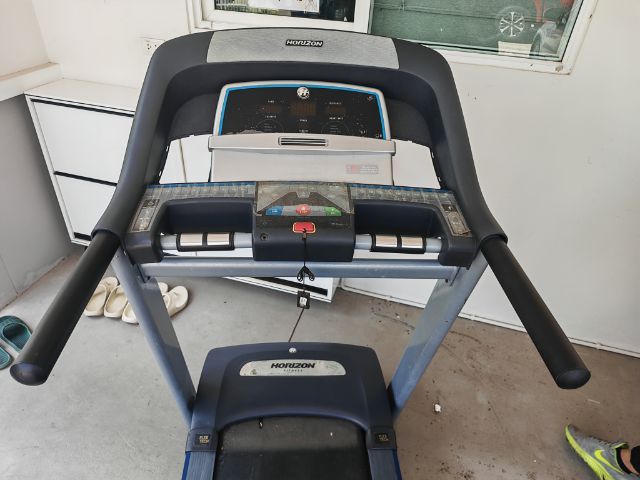 ช่างซ่อมลู่วิ่งไฟฟ้าHorizon841T ช่างซ่อมลู่วิ่งไฟฟ้าธัญบุรีคลอง6 ซ่อมได้ทุกรุ่น ทุกยี่ห้อ ทุกอาการ บริการถึงบ้านท่านทั่วไทย


 รูปที่ 3