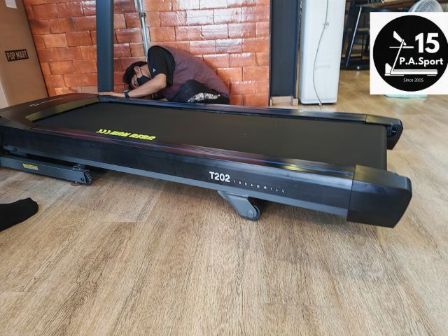 ช่างเปลี่ยนสายพานลู่วิ่งไฟฟ้าHorizon T202 ช่างซ่อมลู่วิ่งไฟฟ้าบางนา ซ่อมได้ทุกรุ่น ทุกยี่ห้อ ทุกอาการ บริการถึงบ้านท่านทั่วไทย


 รูปที่ 5