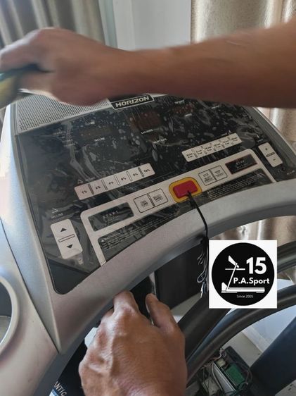 ช่างซ่อมชุดKeypadลู่วิ่งไฟฟ้าHorizon adventure E ช่างซ่อมลู่วิ่งไฟฟ้านนทบุรี ซ่อมได้ทุกรุ่น ทุกยี่ห้อ ทุกอาการ บริการถึงบ้านท่านทั่วไทย


 รูปที่ 7