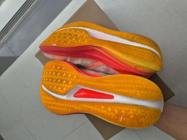 รองเท้าวิ่ง xtep รูปที่ 2