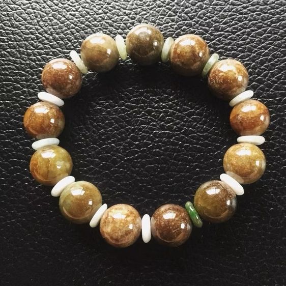 Imperial Jade หยกจักรพรรดิ สร้อยข้อมือหิน ขนาด 13 MM. ส่งฟรีพร้อมแพ็คเกจกล่องสีทอง รูปที่ 2