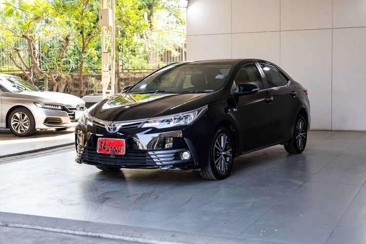 Toyota Altis 2018 1.8 E Sedan เบนซิน ไม่ติดแก๊ส เกียร์อัตโนมัติ ดำ รูปที่ 3