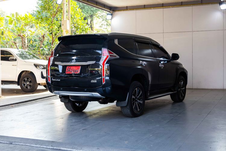 Mitsubishi Pajero Sport 2016 2.4 GT Utility-car ดีเซล ไม่ติดแก๊ส เกียร์อัตโนมัติ ดำ รูปที่ 4