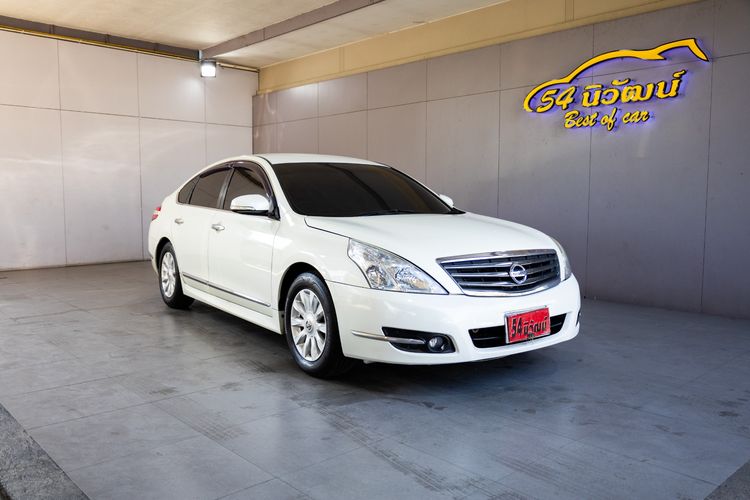 รถ Nissan Teana 2.0 200 XL Sport สี ขาว
