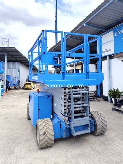 รถกระเช้า Scissor Lift Genie GS4069DC  รูปที่ 4