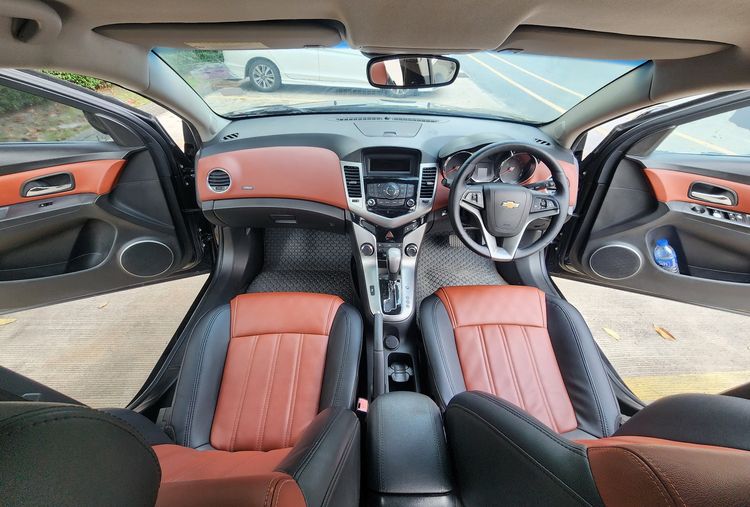Chevrolet Cruze 2012 2.0 LTZ Sedan ดีเซล เกียร์อัตโนมัติ ดำ รูปที่ 4