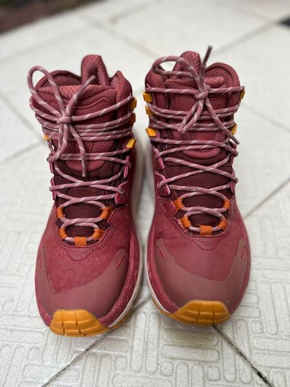 รองเท้า hoka รูปที่ 2