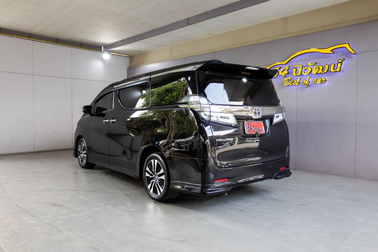 Toyota Vellfire 2021 2.5 Utility-car เบนซิน ไม่ติดแก๊ส เกียร์อัตโนมัติ ดำ รูปที่ 4