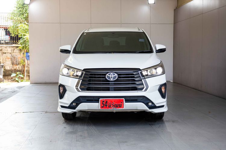 Toyota Innova 2022 2.8 Crysta Utility-car ดีเซล ไม่ติดแก๊ส เกียร์อัตโนมัติ ขาว รูปที่ 2