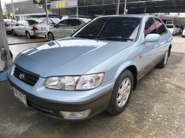 Toyota Camry 2002 2.2 SEG Sedan เบนซิน ไม่ติดแก๊ส เกียร์อัตโนมัติ ฟ้า รูปที่ 4
