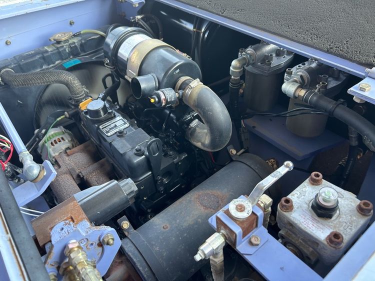 รถบดล้อหน้าเหล็กล้อหลังยาง  KOMASTU รุ่น JV40CW-3 ขนาด 4ตัน รถเก่านอก รูปที่ 12