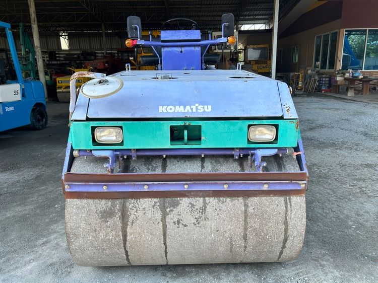 รถบดล้อหน้าเหล็กล้อหลังยาง  KOMASTU รุ่น JV40CW-3 ขนาด 4ตัน รถเก่านอก รูปที่ 3