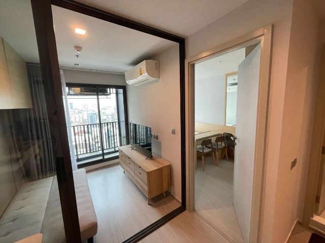 มีบางส่วน ไม่อนุญาต Life ladprao