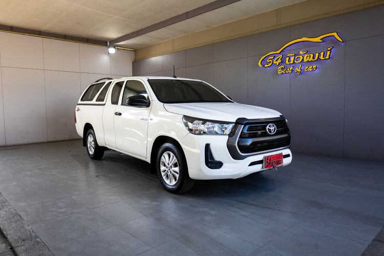 รถ Toyota Hilux Revo Smart Cab 2.4 Mid Z Edition สี ขาว