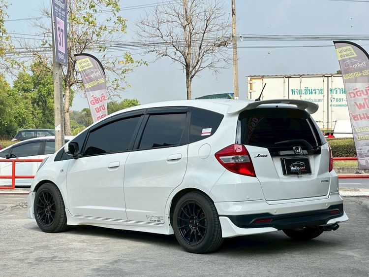 Honda Jazz 2014 1.5 S Sedan เบนซิน ไม่ติดแก๊ส เกียร์อัตโนมัติ ขาว รูปที่ 3