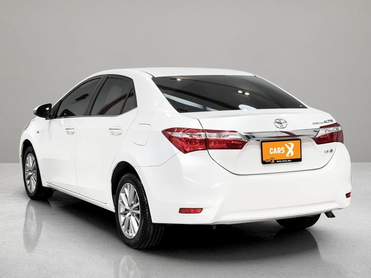 Toyota Altis 2014 1.8 V Sedan เบนซิน ไม่ติดแก๊ส เกียร์อัตโนมัติ ขาว รูปที่ 4