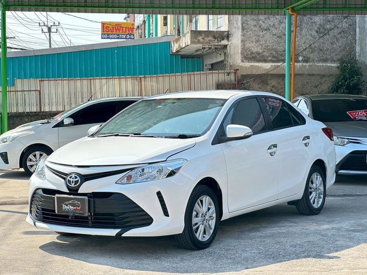 Toyota Vios 2017 1.5 J Sedan เบนซิน ไม่ติดแก๊ส เกียร์อัตโนมัติ ขาว รูปที่ 3