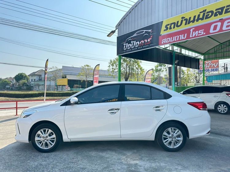 Toyota Vios 2017 1.5 J Sedan เบนซิน ไม่ติดแก๊ส เกียร์อัตโนมัติ ขาว รูปที่ 4