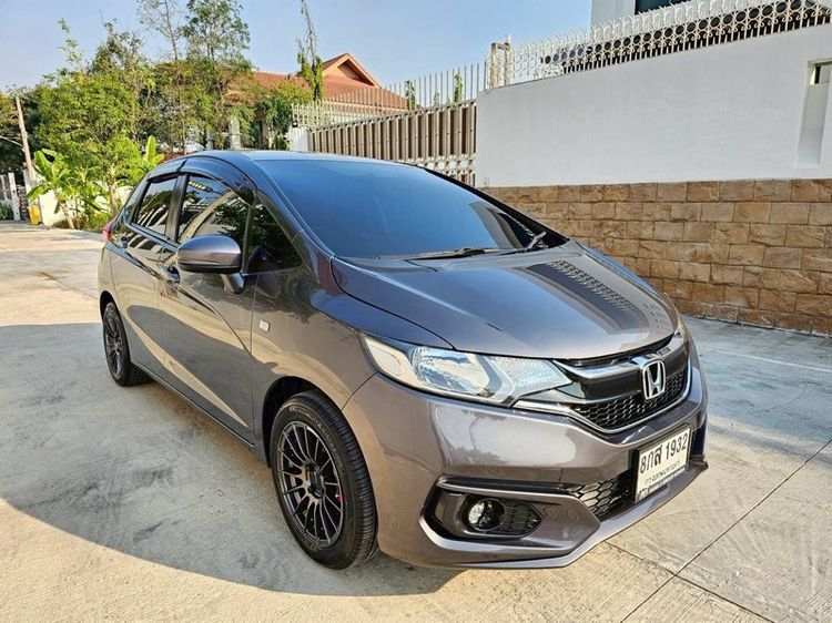 รถ Honda Jazz 1.5 S สี เทา