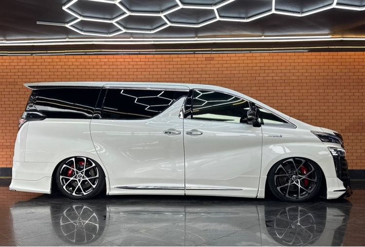 Toyota Vellfire 2018 2.4 Z G Edition Utility-car ไฮบริด ไม่ติดแก๊ส เกียร์อัตโนมัติ ขาว รูปที่ 4