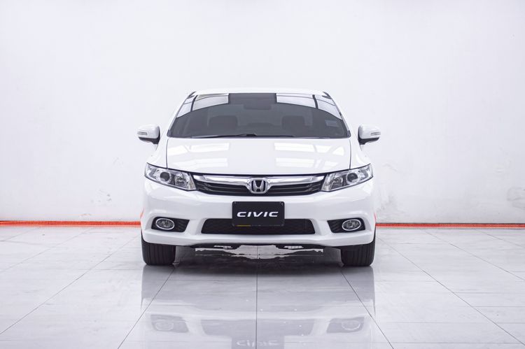 Honda Civic 2013 1.8 E i-VTEC Sedan เบนซิน ไม่ติดแก๊ส เกียร์อัตโนมัติ ขาว รูปที่ 4