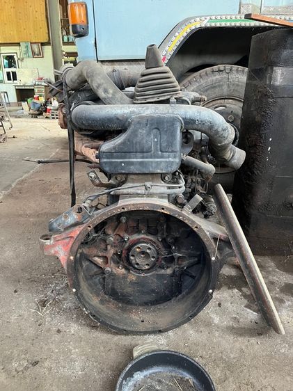 เครื่องรถ10ล้อ