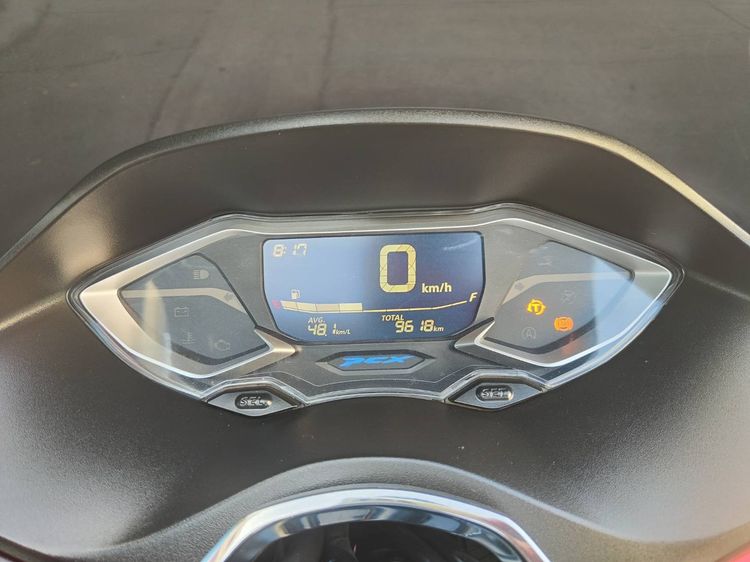 🛵ยังไงก็ขาย PCX160 ปี 66 เครื่องดี สีสวย สตาร์ทมือ กุญแจรีโมท เบรคABS วิ่งน้อย9000โล เล่มชุดโอนครบ+เปลี่ยนถ่ายน้ำมันเครื่องฟรี ส่งฟรี30 ก.ม รูปที่ 8