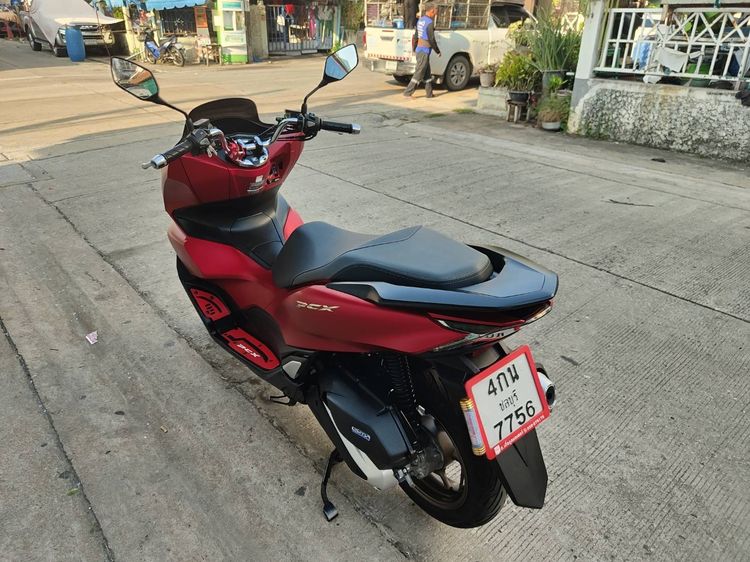 🛵ยังไงก็ขาย PCX160 ปี 66 เครื่องดี สีสวย สตาร์ทมือ กุญแจรีโมท เบรคABS วิ่งน้อย9000โล เล่มชุดโอนครบ+เปลี่ยนถ่ายน้ำมันเครื่องฟรี ส่งฟรี30 ก.ม รูปที่ 6
