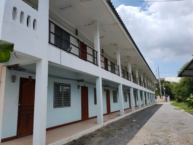 ขายด่วนหอพักท่าหลวงและติดแหล่งชุมชน