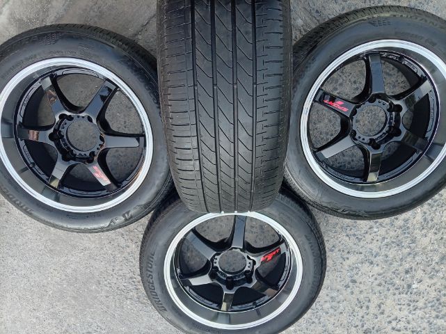 17" แม็ก Lenso rt7 กว้าง 8 นิ้ว ขอบ 17 พร้อมยางปี 22